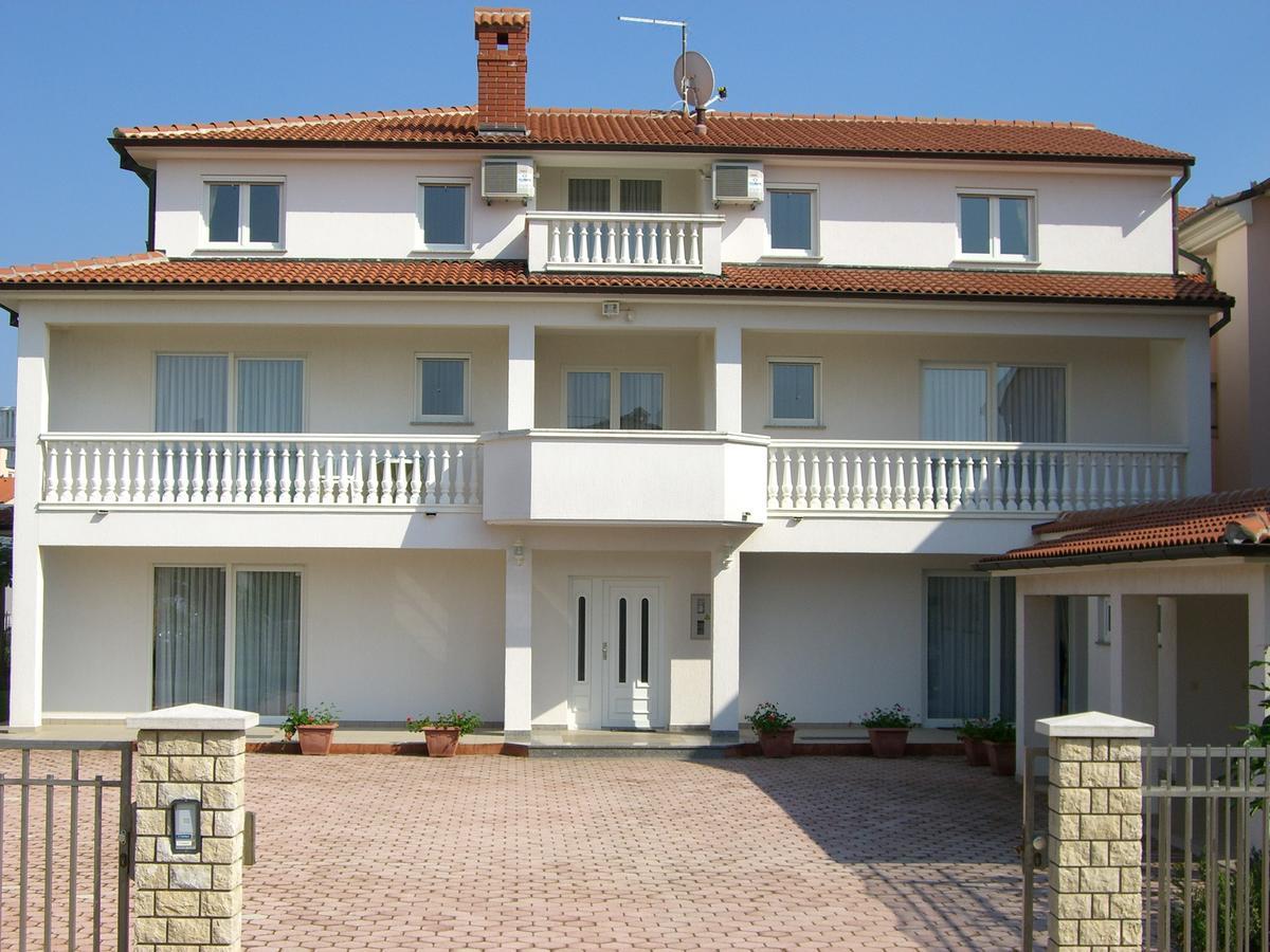 Villa Osipovica Medulin Exterior photo